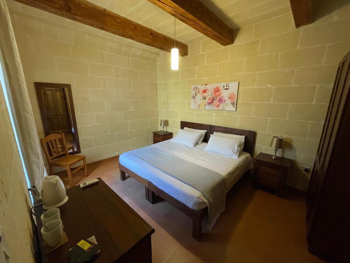 Gilju B&B Шаара Екстер'єр фото